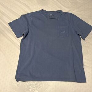 Vineyard Vines t shirt